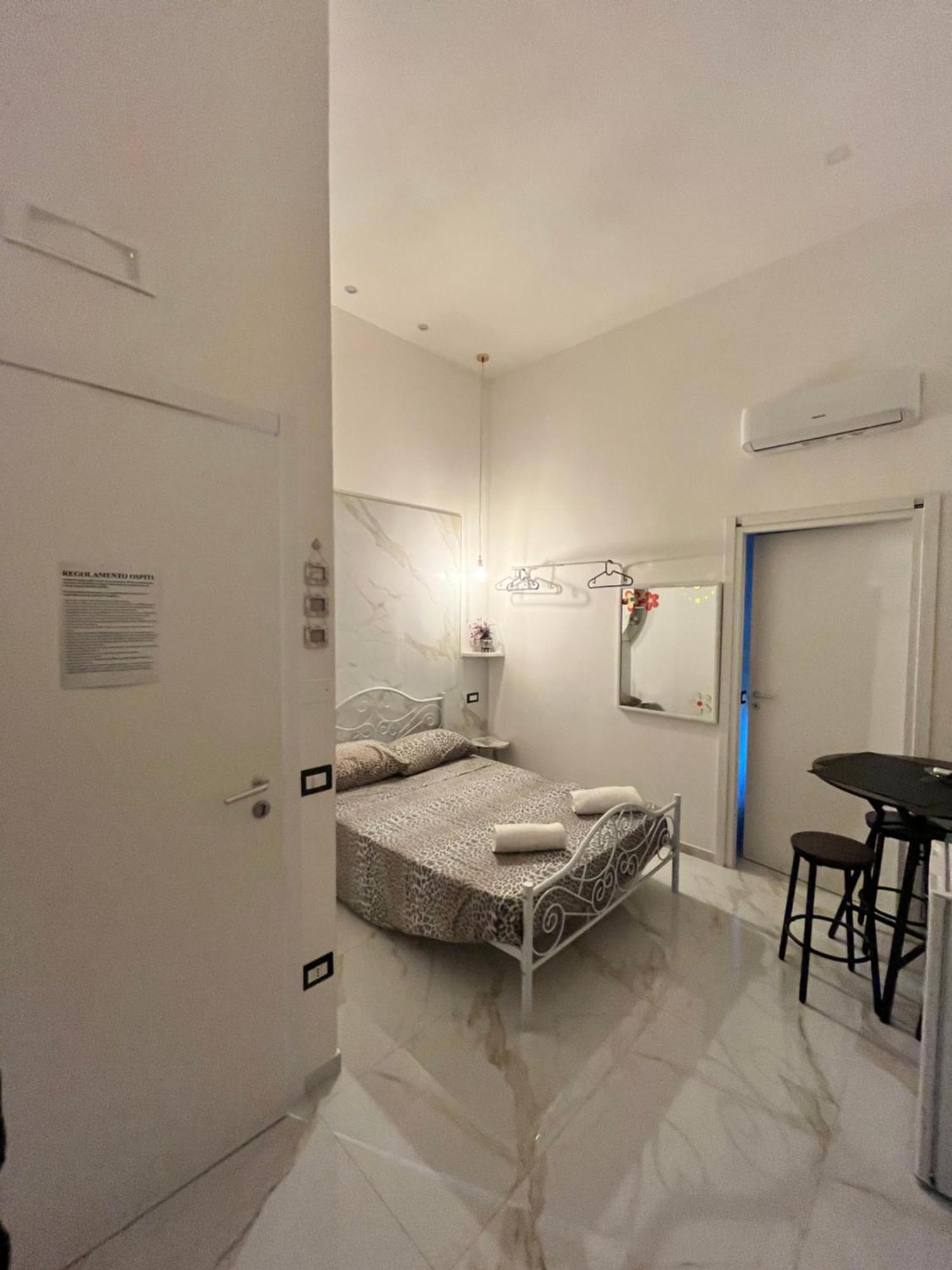 O'Vicolo E Napoli Apartment Exterior photo